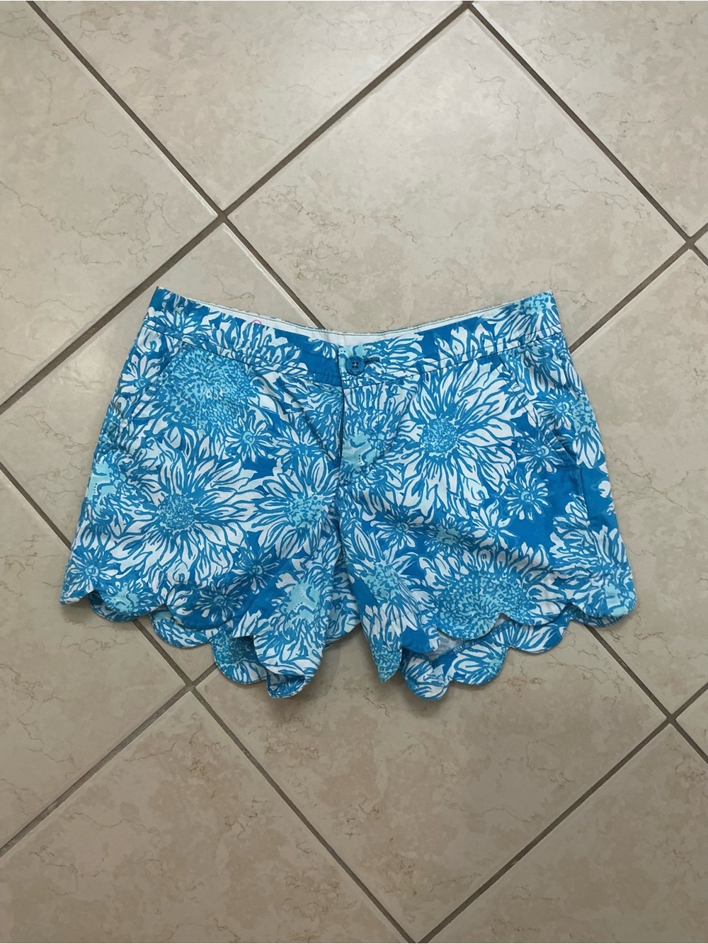 Lilly Pulitzer Buttercup Blue and White Floral Scallop-Hem Shorts